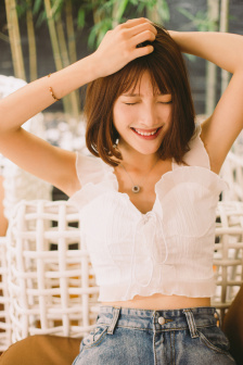 迷晕女同学强脱白色长袜